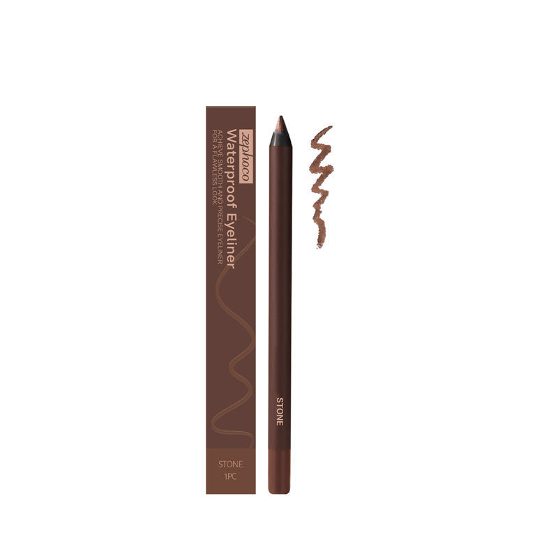 Nyra™ | Stop med at rette din eyeliner. Påfør én gang. Perfekt hele dagen. Uden undtagelser.